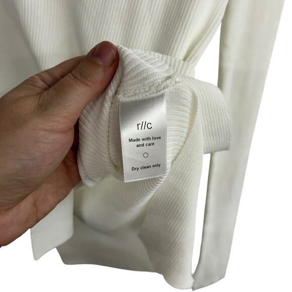 Minimalist ribbed knit turtleneck top r//c ivory semi sheer elevated basics M - Picture 6 of 6